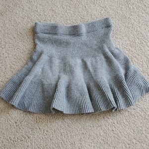 🌞 3 for $20 Gap skirt